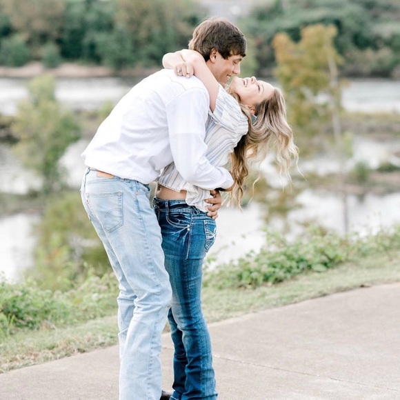 Meet your Posher 😊✌🏼️❤️ - Picture 3 of 11